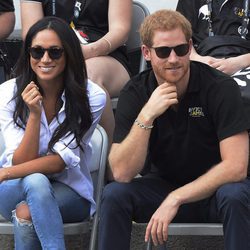 El Príncipe Harry y Meghan Markle muy felices en los Invictus Games de Toronto