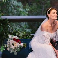 Idina Menzel en su boda con el actor Aaron Lohr