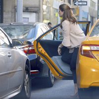 Magdalena de Suecia saliendo de un taxi en Nueva York