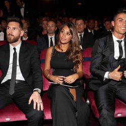 Leo Messi, Antonella Roccuzzo y Cristiano Ronaldo en la gala de los Premios The Best Fifa 2017