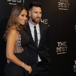 Leo Messi y Antonella Roccuzzo en gala de los Premios The Best Fifa 2017