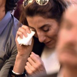 Paz Padilla llorando en el funeral de Chiquito de la Calzada