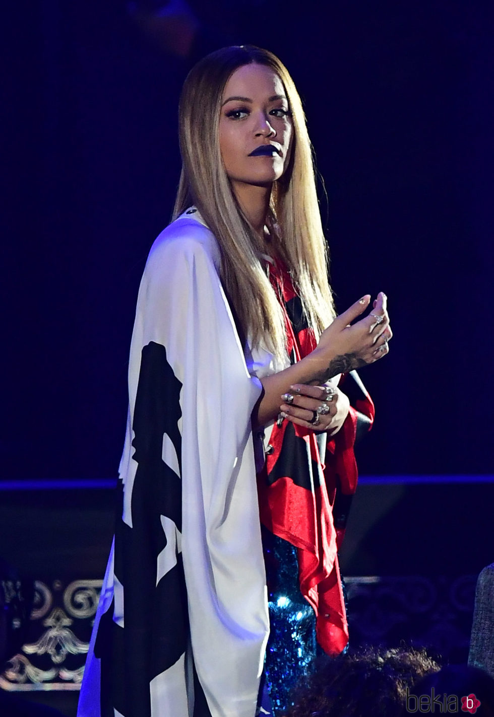 Rita Ora durante la gala de entrega de los MTV EMA 2017