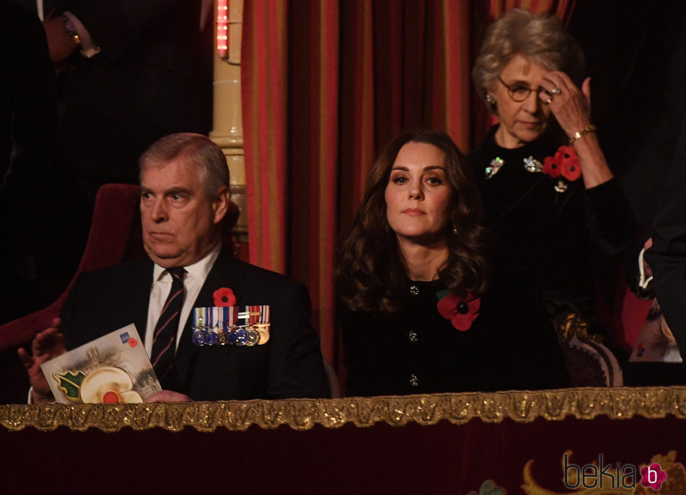 El Duque de York y Kate Middleton en el concierto por el Día del Recuerdo 2017