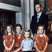 Los Reyes Juan Carlos y Sofía con sus hijos cuando eran pequeños