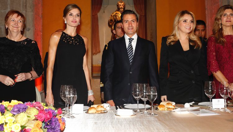 La Reina Letizia en una cena con Enrique Peña Nieto y Angélica Rivera en México
