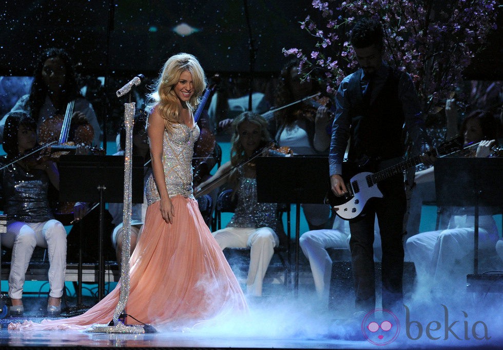 Actuación de Shakira en los premios Grammy Latino 2011
