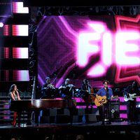 Actuación de Álex Ubago, Lena y Jorge en los premios Grammy Latino 2011