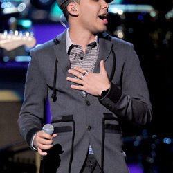 Actuación de Prince Royce en los premios Grammy Latino 2011