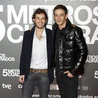 Javier Pereira y Francisco Boira en la premiere de 'Cinco metros cuadrados'