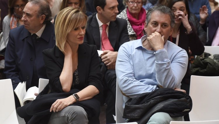 Susanna Griso en un evento acompañada de su marido Carles Torras