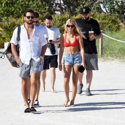 Scott Disick y Sofia Richie juntos en la playa de Miami