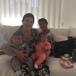 Dolores Aveiro con tres de los cuatro hijos de Cristiano Ronaldo