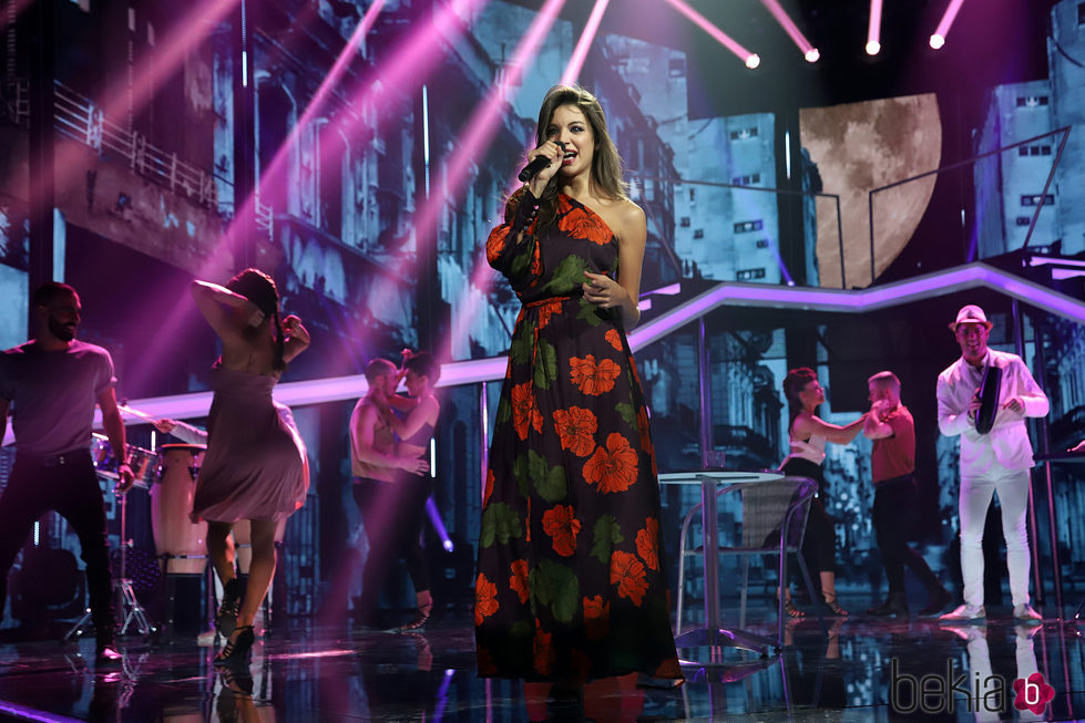 Ana Guerra cantando en la Gala 7 de 'OT 2017'