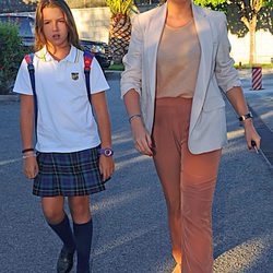 Vicky Martín Berrocal llevando al colegio a su hija Alba Díaz