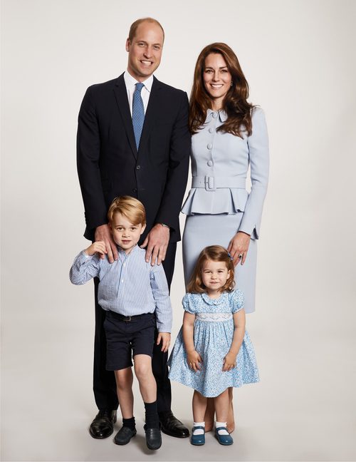 Los Duques de Cambridge, el Príncipe Jorge y la Princesa Carlota felicitan la Navidad 2017