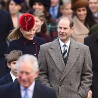 El Príncipe Eduardo, Autumn Kelly y la Princesa Ana en la Misa de Navidad 2017 en Sandringham