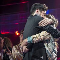 Cepeda y Aitana se despiden tras la expulsión del gallego en la Gala 9 de 'OT 2017'