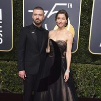 Justin Timberlake y Jessica Biel en la alfombra roja de los Globos de Oro 2018