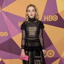Kathryn Newton en la fiesta HBO tras los Globos de Oro 2018