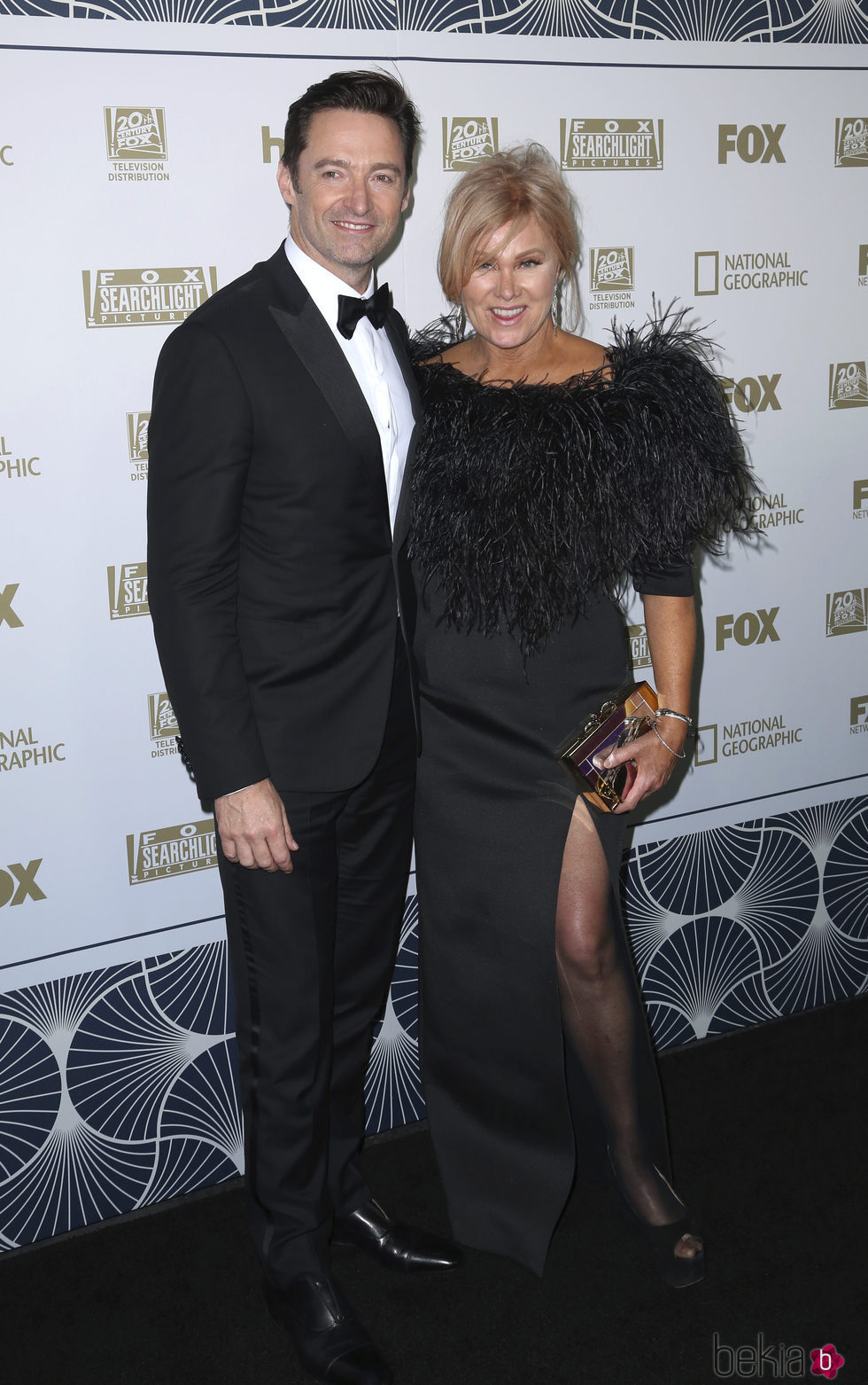 Hugh Jackman y su mujer Deborra-Lee Furness en la fiesta Fox tras los Globos de Oro 2018