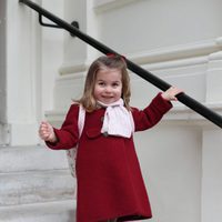 La Princesa Carlota, feliz en su primer día de guardería