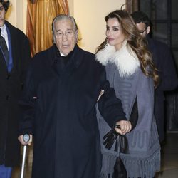 Paloma Cuevas y Victoriano Valencia en el funeral de Carmen Franco