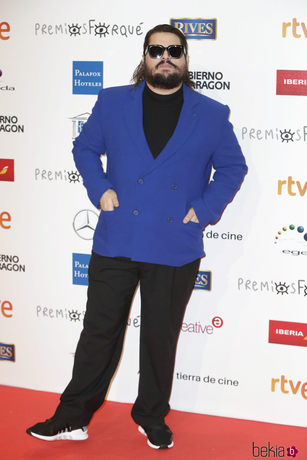 Brays Efe en la alfombra roja de los Premios Forqué 2018