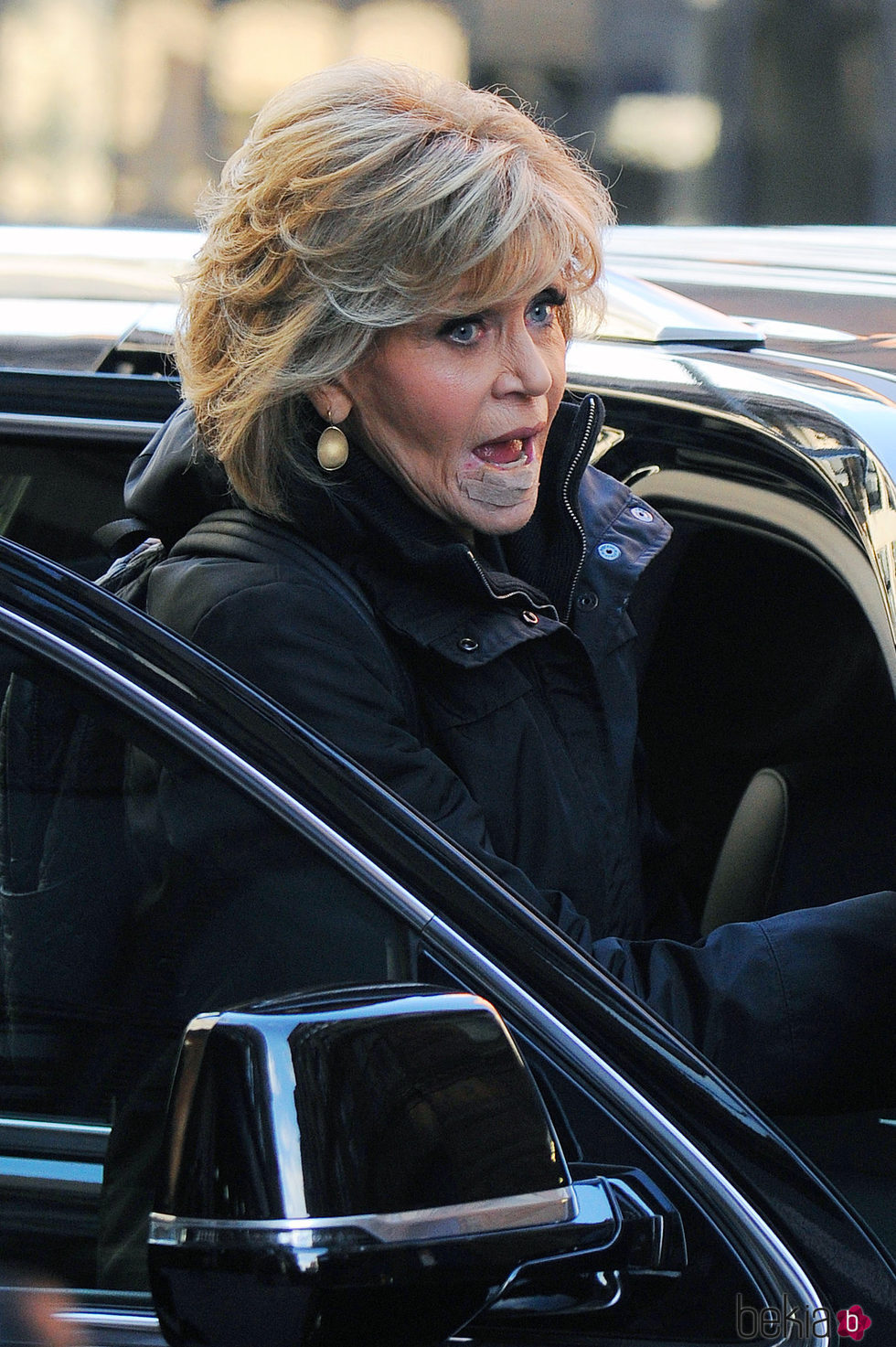 Jane Fonda primeras imágenes con los apósitos por el cáncer