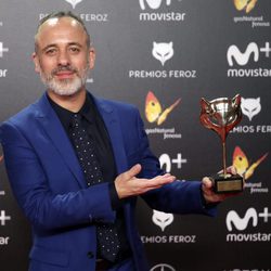 Javier Gutiérrez con su premio Feroz 2018