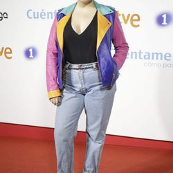 Marina ('OT 2017') posa en la premier de la 19 temporada de 'Cuéntame'
