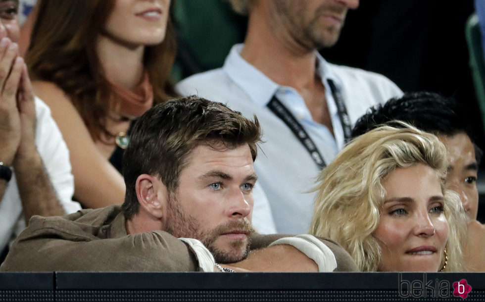 Elsa Pataky y Chris Hemsworth en el Open de Australia