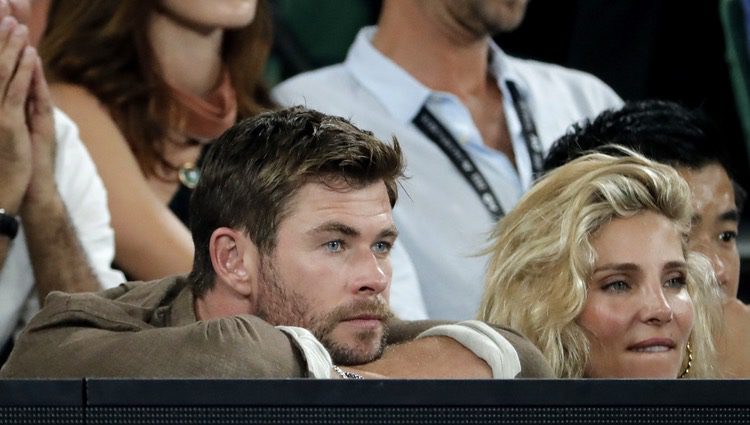 Elsa Pataky y Chris Hemsworth en el Open de Australia