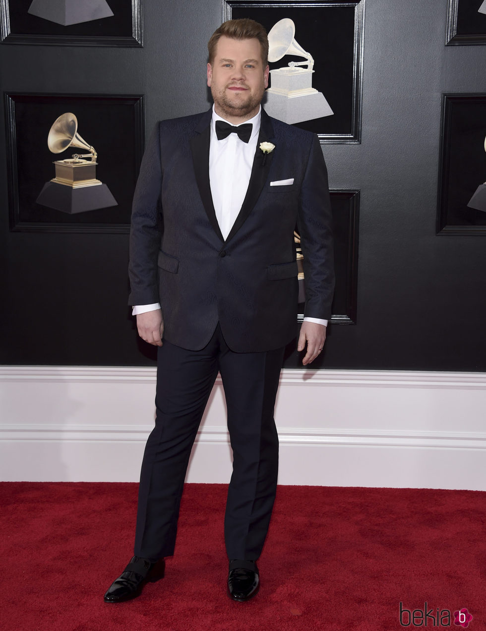 James Corden en la alfombra roja de los Premios Grammy 2018