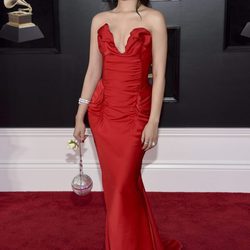 Camila Cabello en la alfombra roja de los Premios Grammy 2018