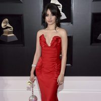 Camila Cabello en la alfombra roja de los Premios Grammy 2018