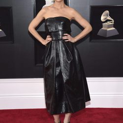 Katie Holmes en la alfombra roja de los Premios Grammy 2018