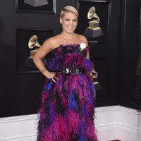 Pink en la alfombra roja de los Premios Grammy 2018