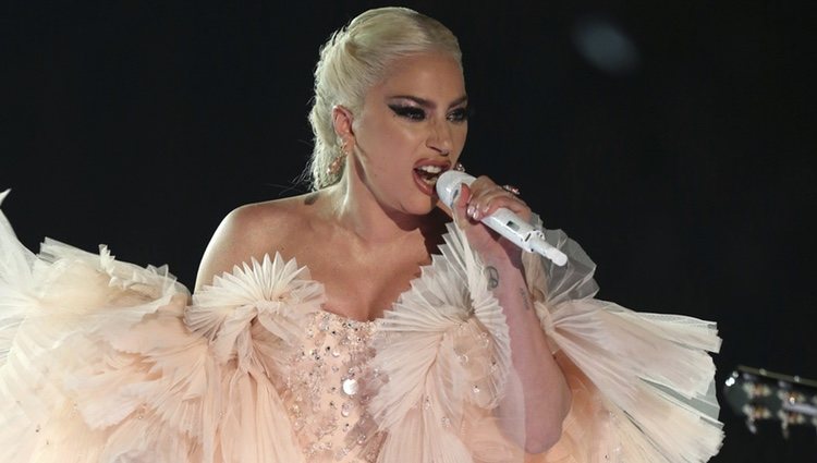 Lady Gaga durante su actuación en los Premios Grammy 2018