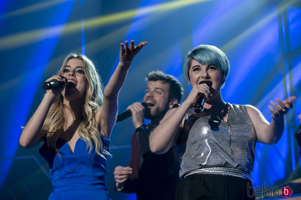 Marina, Nerea y Ricky en su actuación durante la gala de elección de Eurovisión en 'OT 2017'