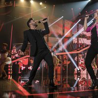 Agoney y Miriam en la actuación de la elección de Eurovisión de 'OT 2017'