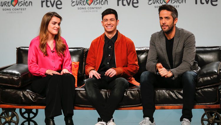 Alfred, Amaia y Roberto Leal en la primera rueda de prensa de Eurovisión 2018