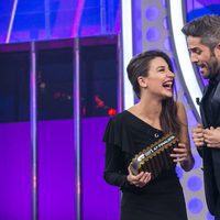 Ana Guerra recibe su premio de quinta finalista en 'OT 2017'