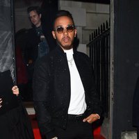 Lewis Hamilton en la fiesta de Vogue tras los BAFTA