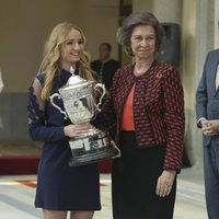 La Reina Sofía entrega el Premio Nacional de Deporte 2016 a Laura Sarosi