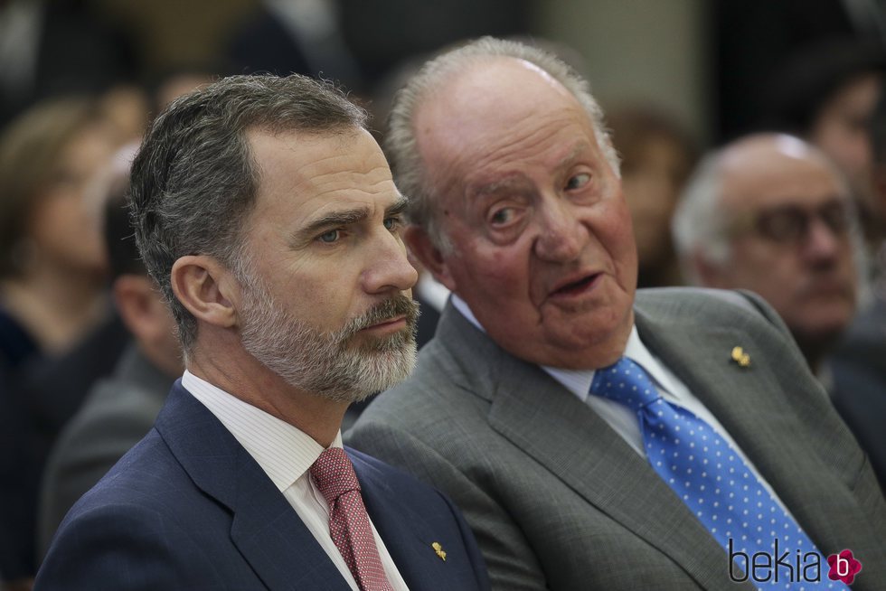 El Rey Felipe y el Rey Juan Carlos en la entrega de los Premios Nacionales de Deporte 2016