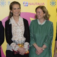 La Infanta Elena, Catalina Luca de Tena y María Dolores de Cospedal en la entrega del Premio Taurino ABC