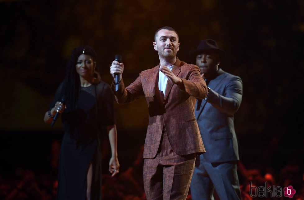 Sam Smith sobre el escenario de los Brit Awards 2018