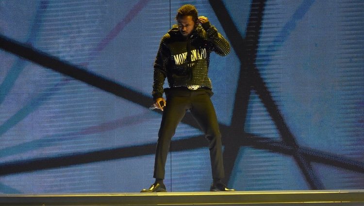 Kendrick Lamar en el escenario de los Brit Awards 2018