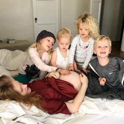 James Van Der Beek está esperando su quinto hijo